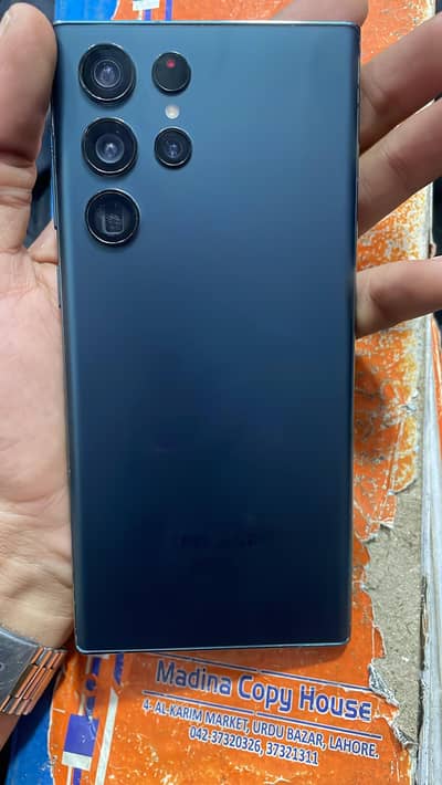 Samsung S22 Ultra 12/256