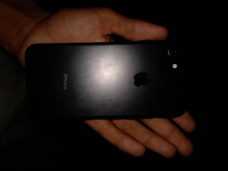 Apple iPhone 7 5