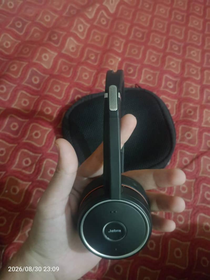 Jebra evolve 75 with dongle 0
