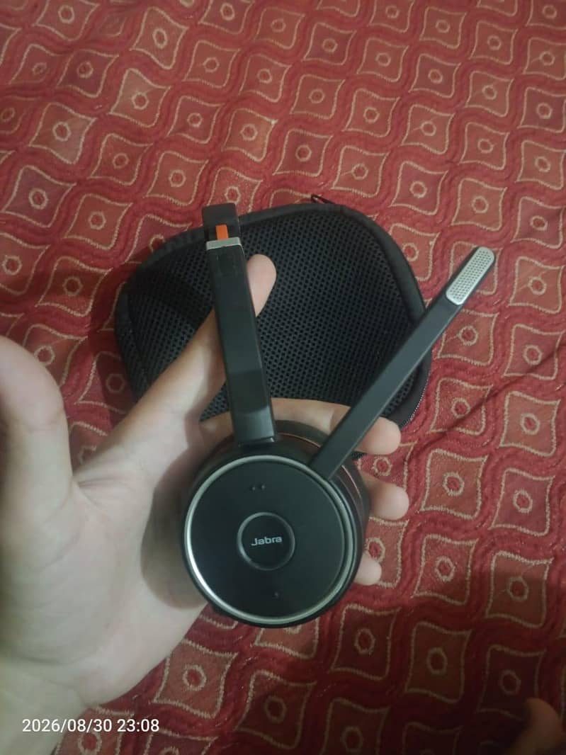 Jebra evolve 75 with dongle 6