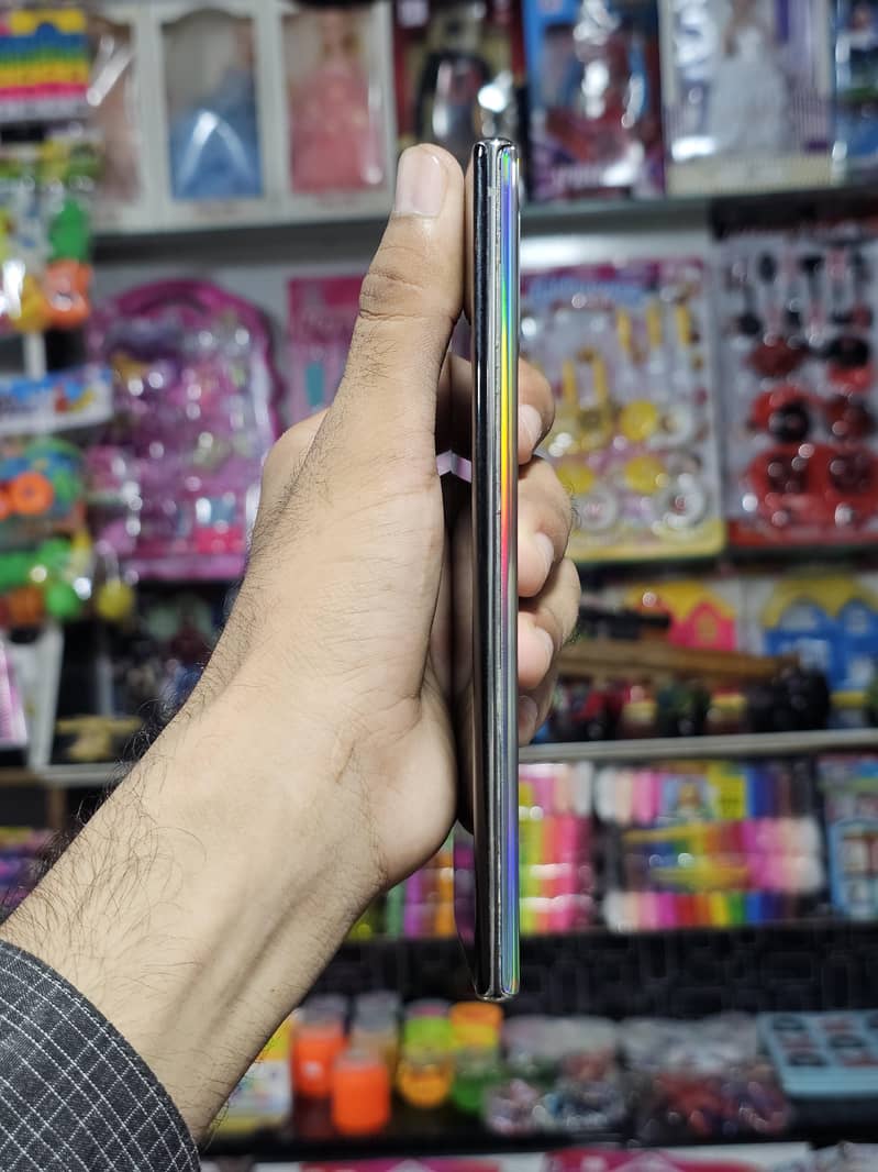Samsung Mobile Note 10 Plus 6