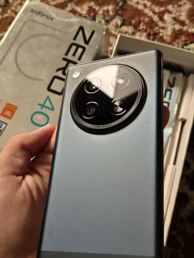 Infinix Zero 40