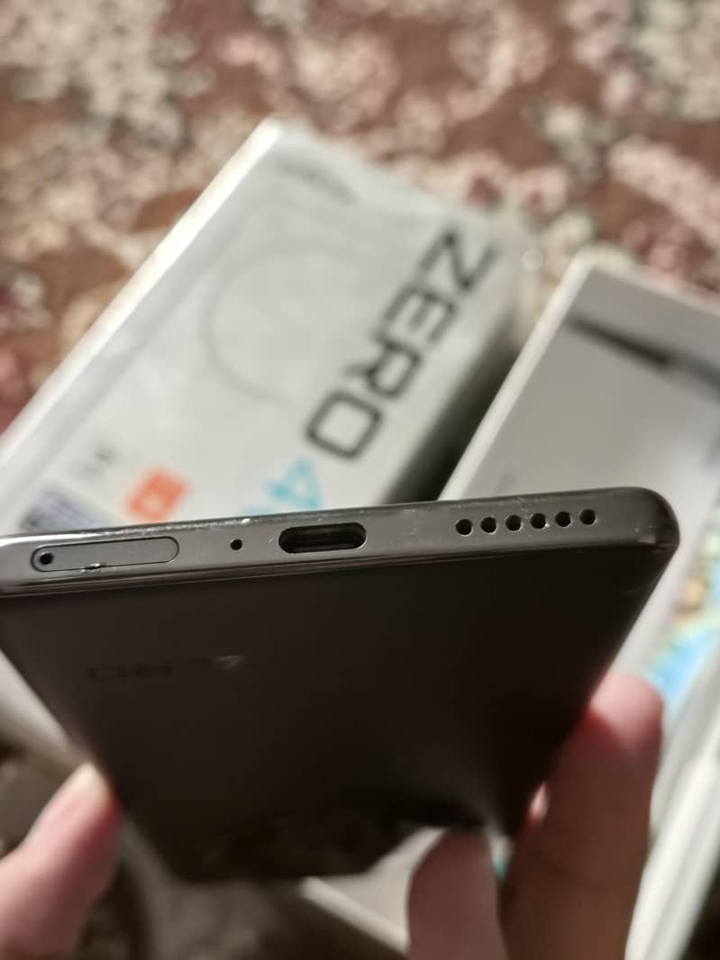 Infinix Zero 40 3