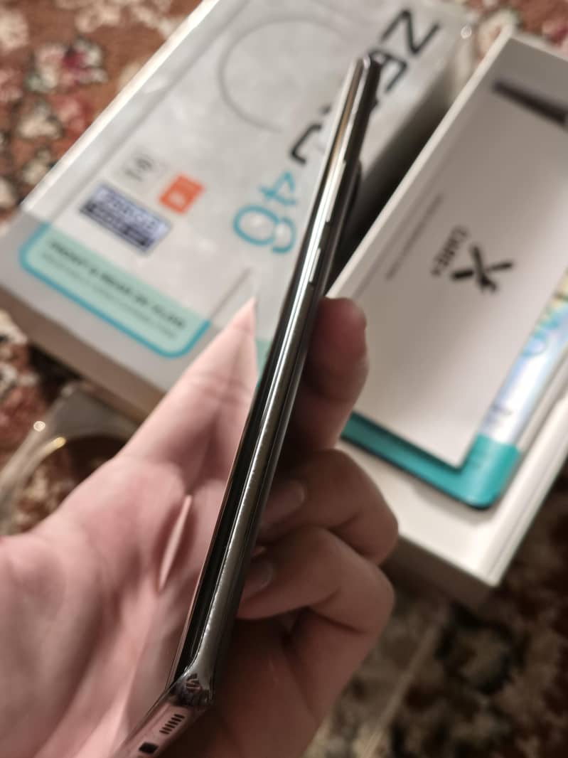 Infinix Zero 40 8