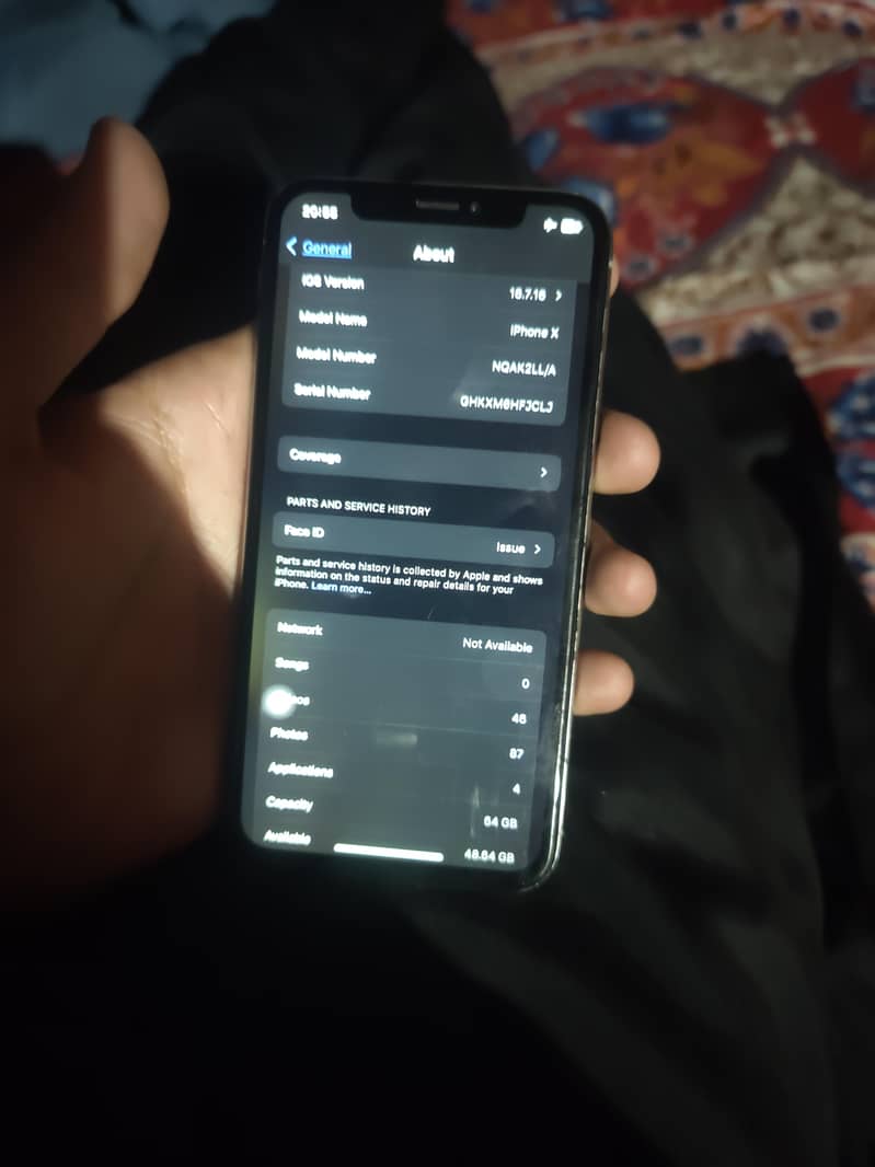 Apple iPhone X 4