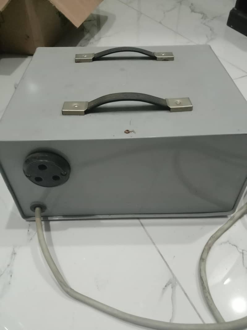 voltage stabilizer 0