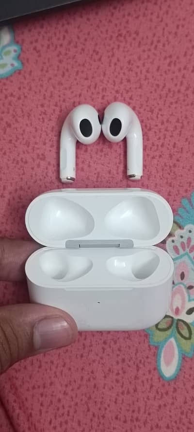 Apple AirPods (3rd Gen)