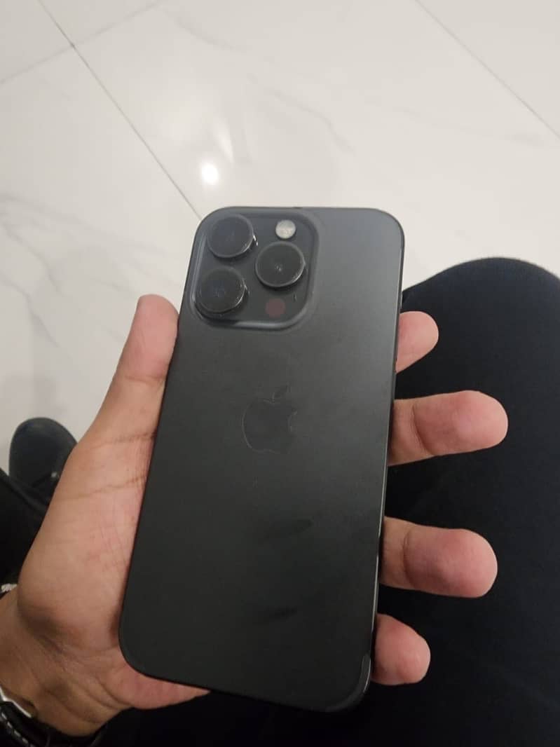 Iphone 15 Pro 3