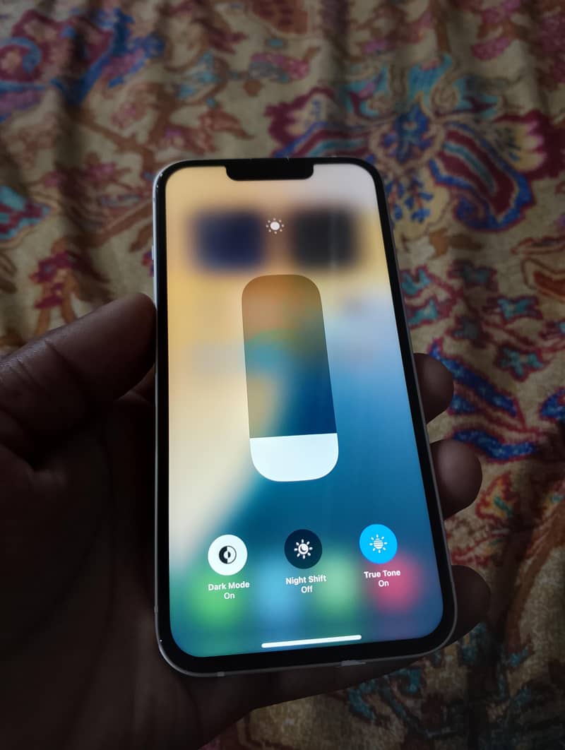 Apple iPhone 13 3