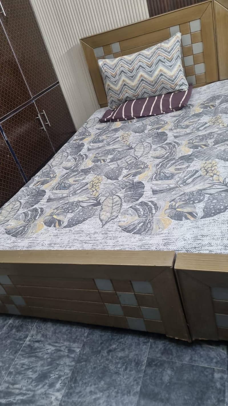 single bed 4