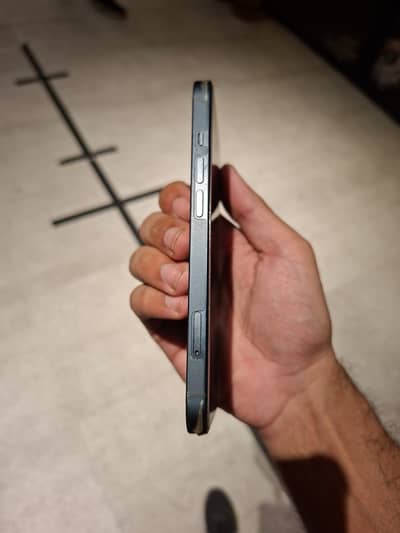 Apple iPhone 13 10/10 PTA