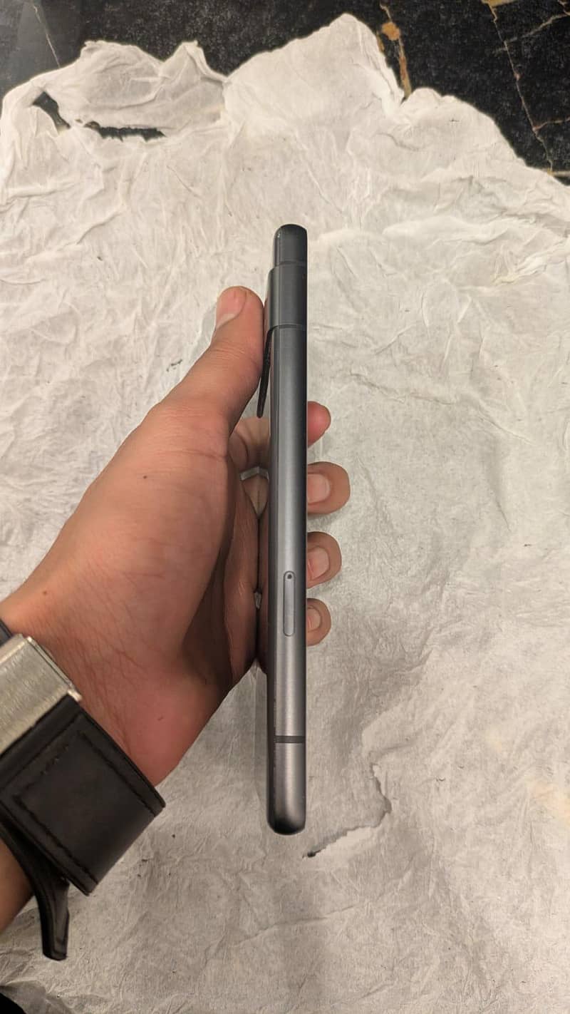 Google Pixel 7a 4
