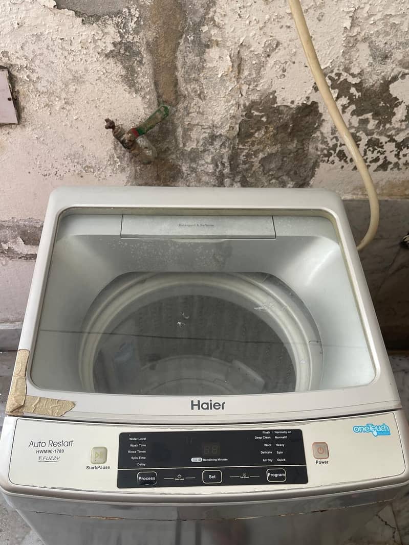 automatic washing machine Haier 1
