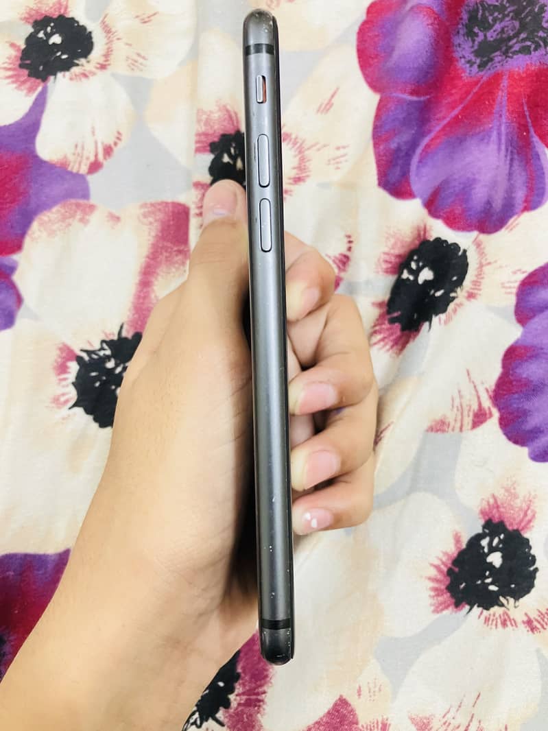 Apple iPhone 8 2