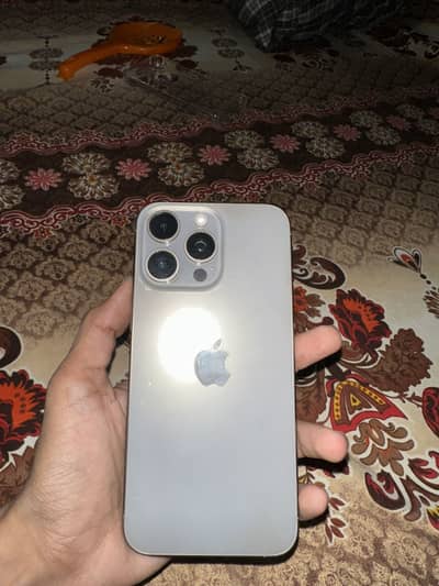 Apple iPhone 15 Pro Max