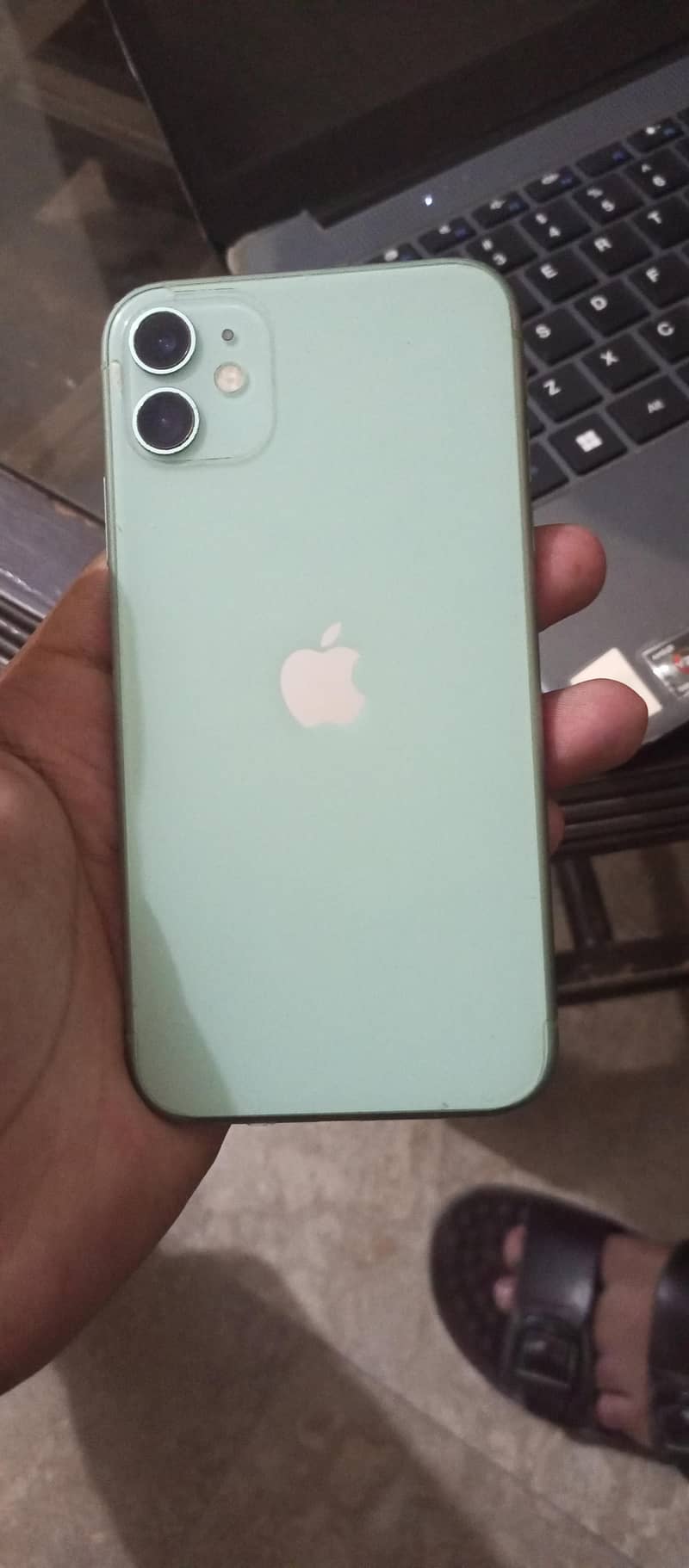 Apple iPhone 11 0