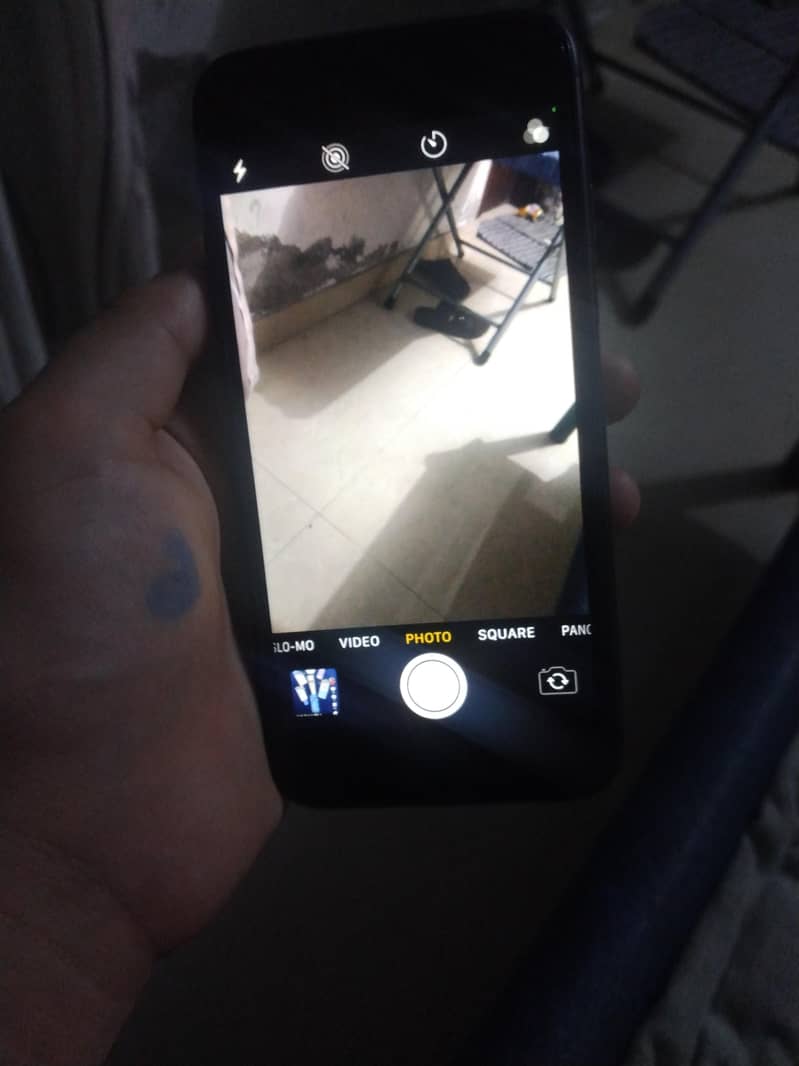 Apple iPhone 8 1