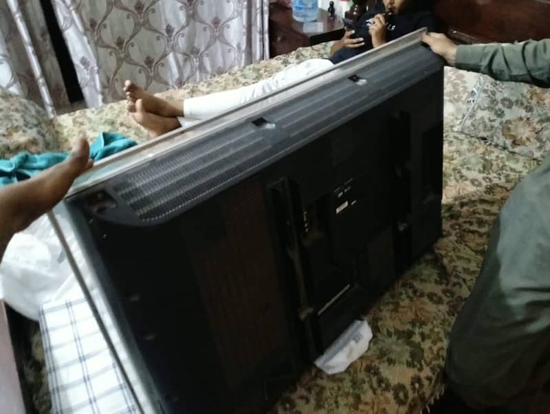 LCD SONY 4