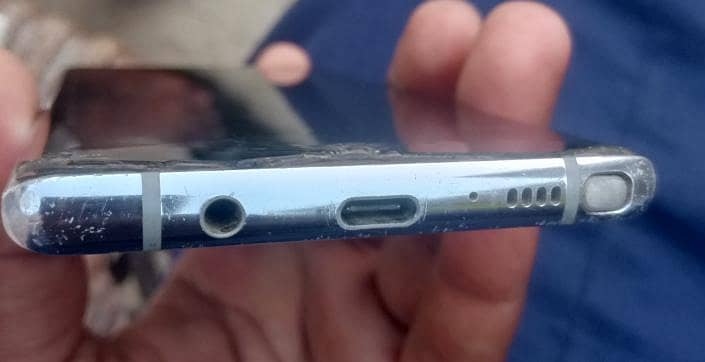 Samsung Mobile Note 8 3
