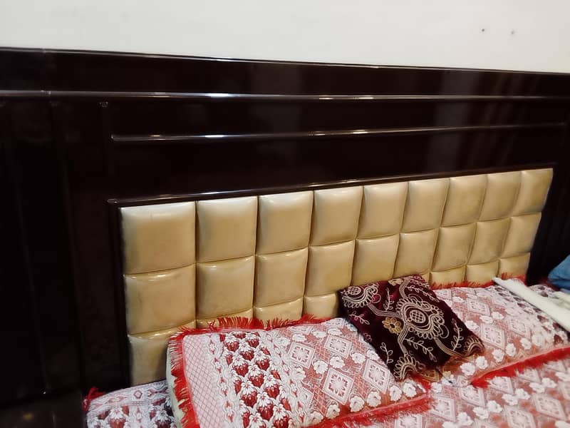Double Bed With Dressing table 3