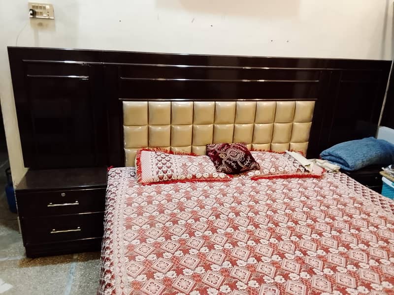 Double Bed With Dressing table 4