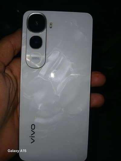 Vivo Y400