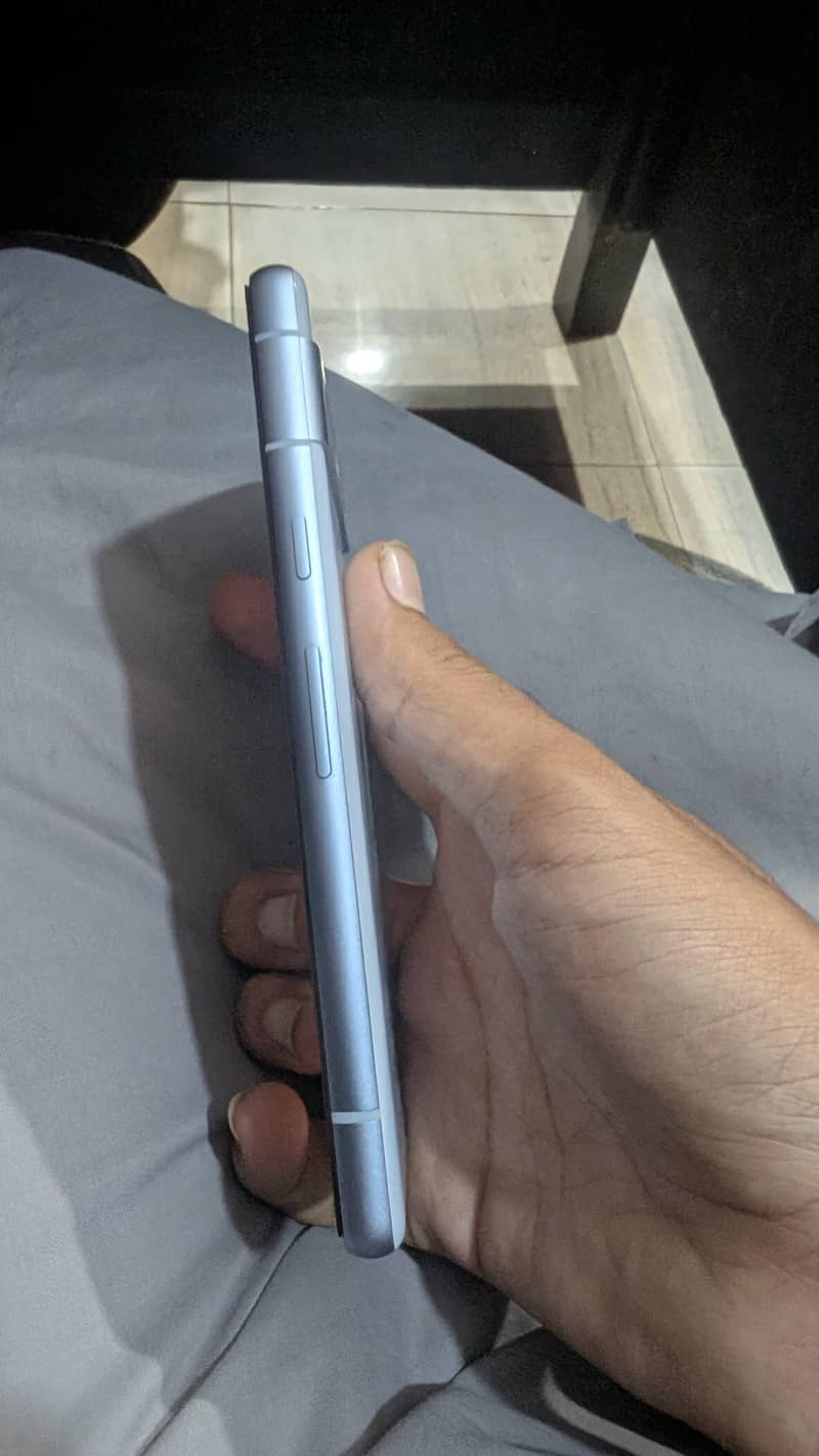 Google Pixel 7a 3