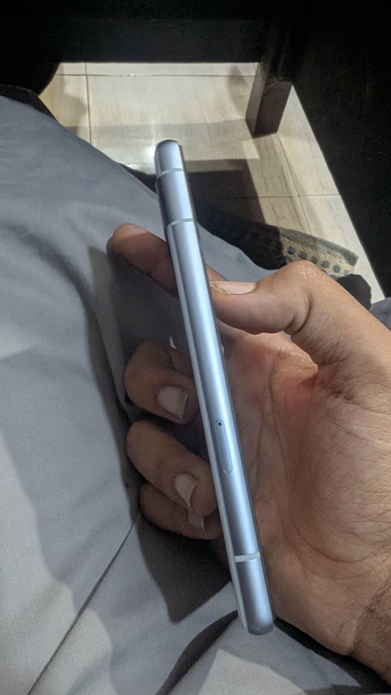 Google Pixel 7a 4