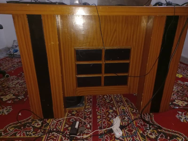 Computer table for sale 3