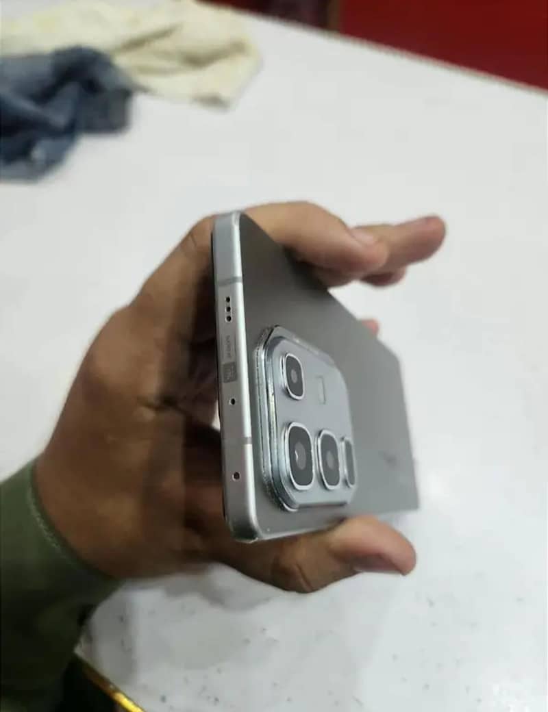 infinix note 50 pro 5