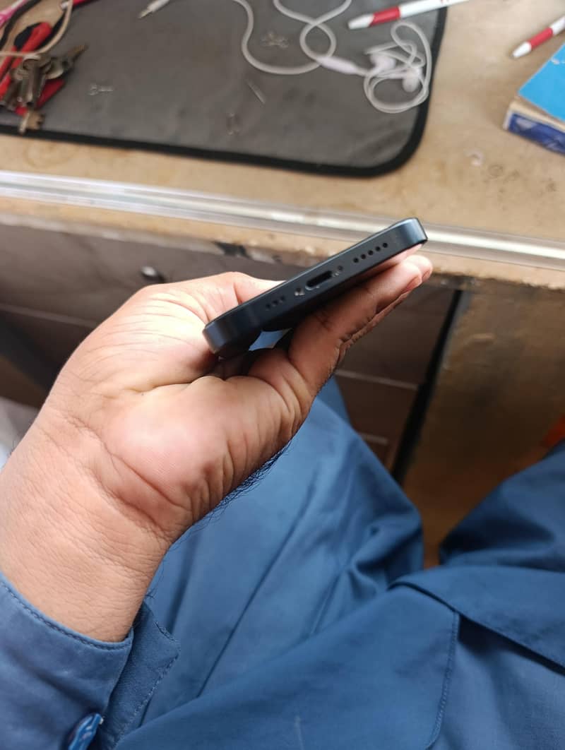 iphone13 1