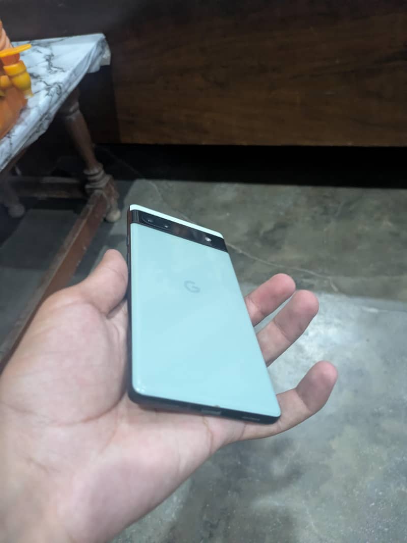 Google Pixel 6a 3