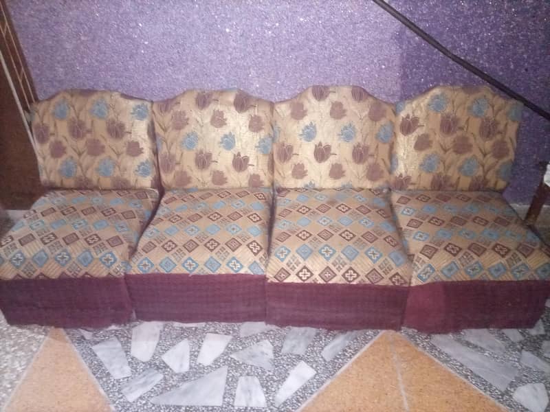 4 seater 5