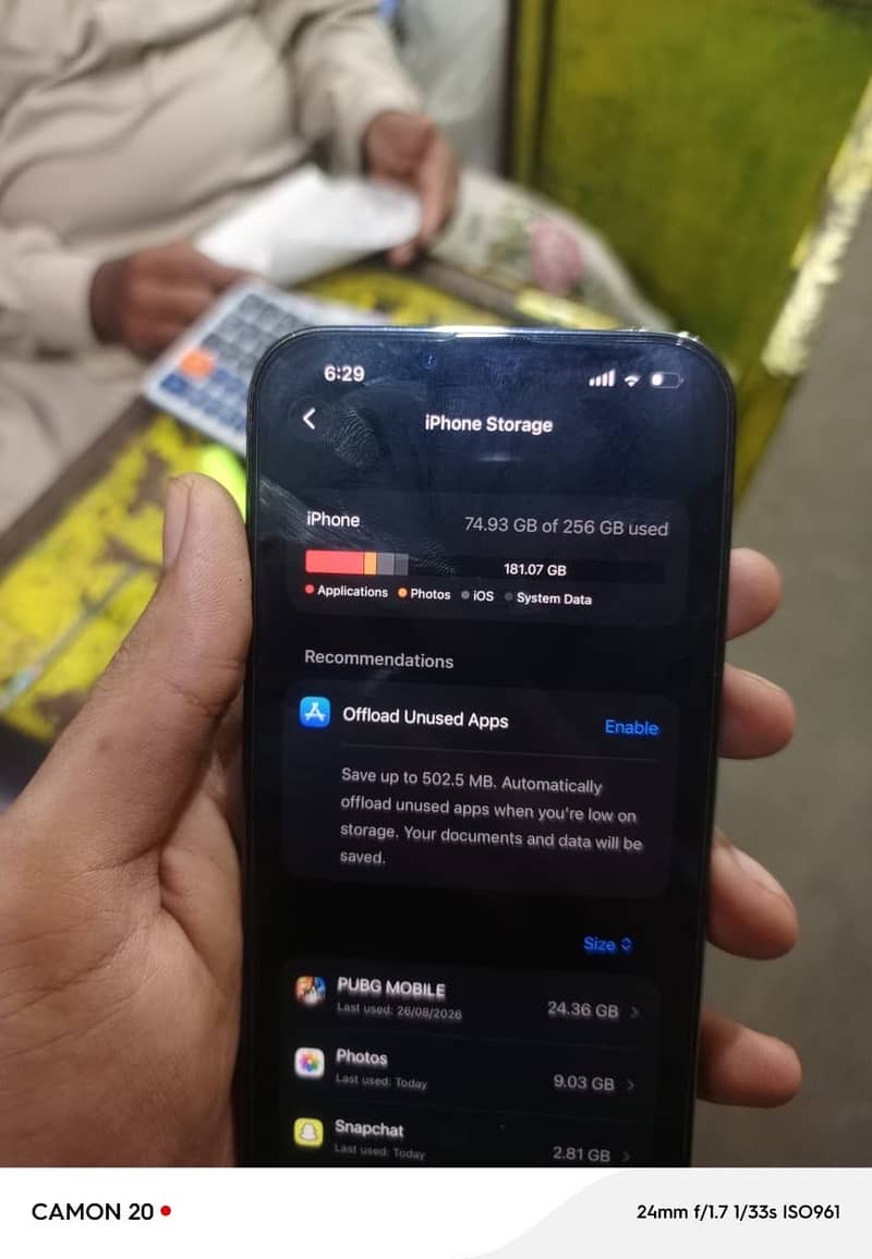 Apple iPhone 13 Pro Max 1
