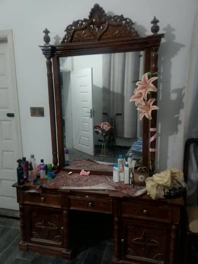 Vanity Dressing Table