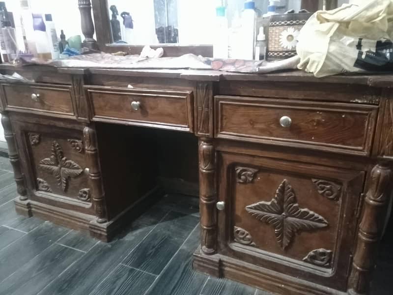 Vanity Dressing Table 2