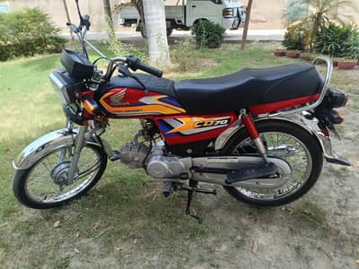 Honda 2025 show room condition for sale