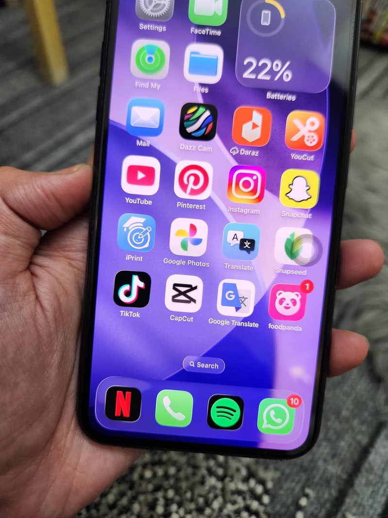 iPhone 11 Pro Max 13