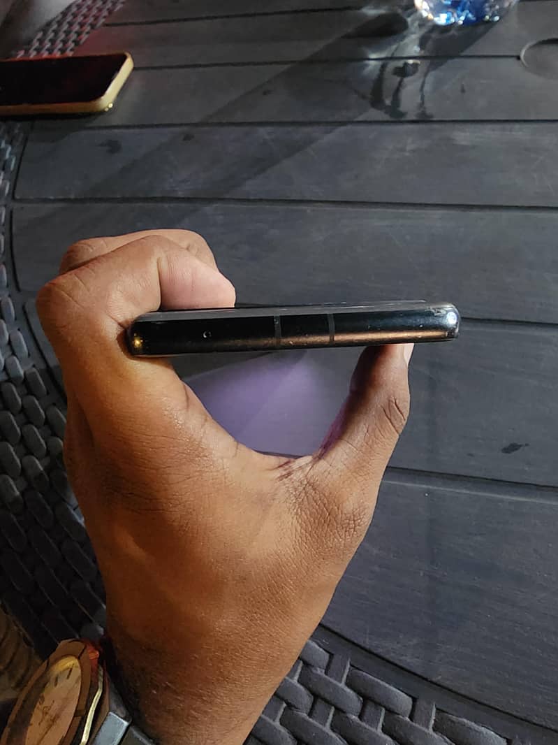 Google Pixel 7a 4