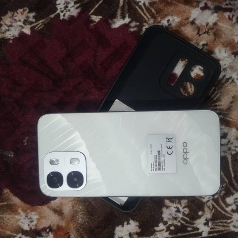 OPPO A6s 3