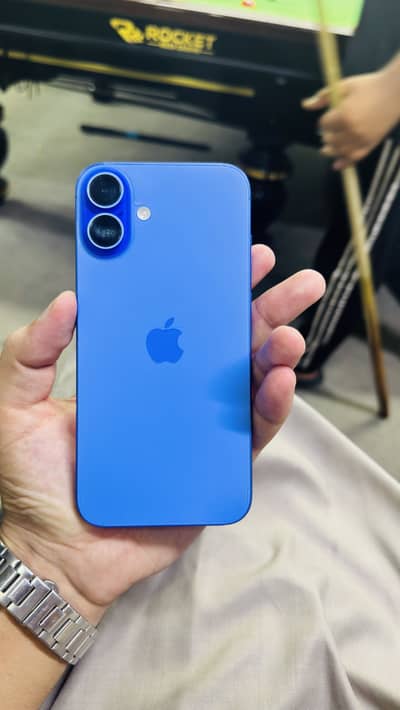 Apple iPhone 16 Plus