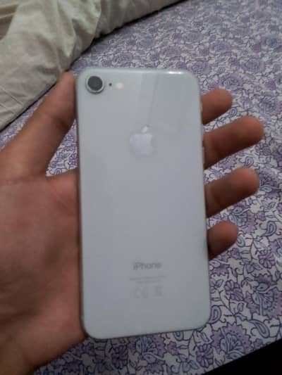 Apple iPhone 8