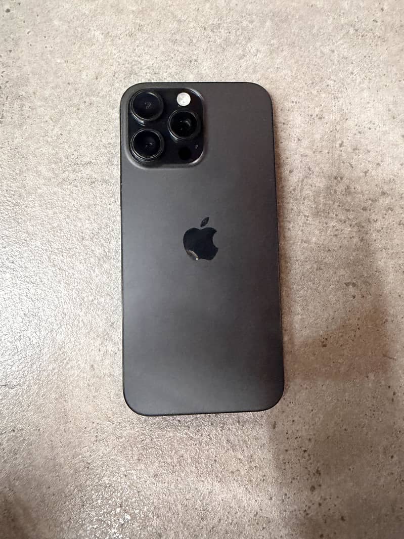 iPhone 16 Pro Max Jv 2