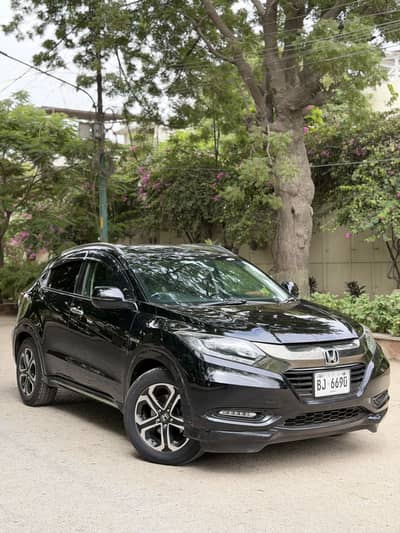 Honda Vezel 2016