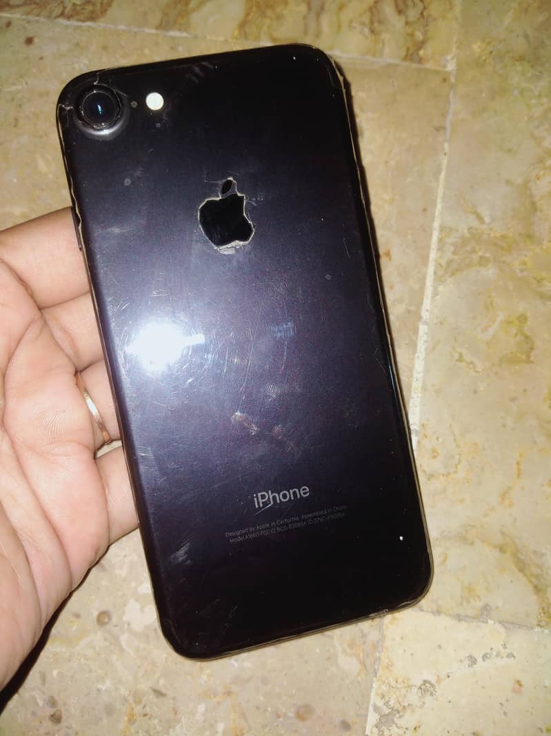 Apple iPhone 7 4
