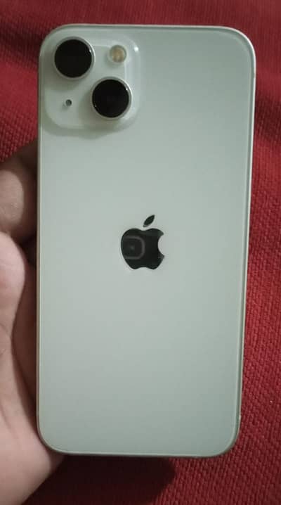Apple iPhone 13