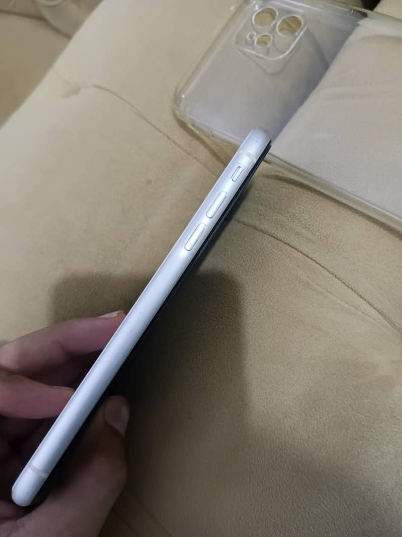 IPhone 11 2