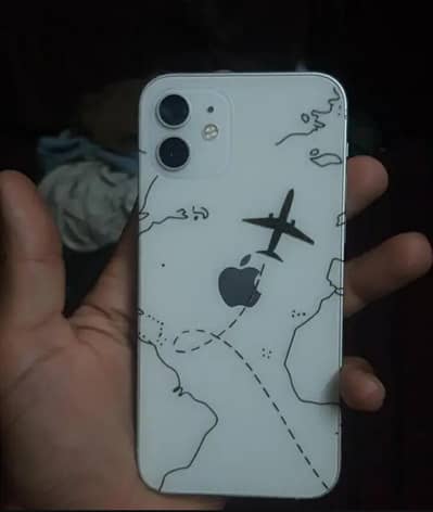 Apple iPhone 12