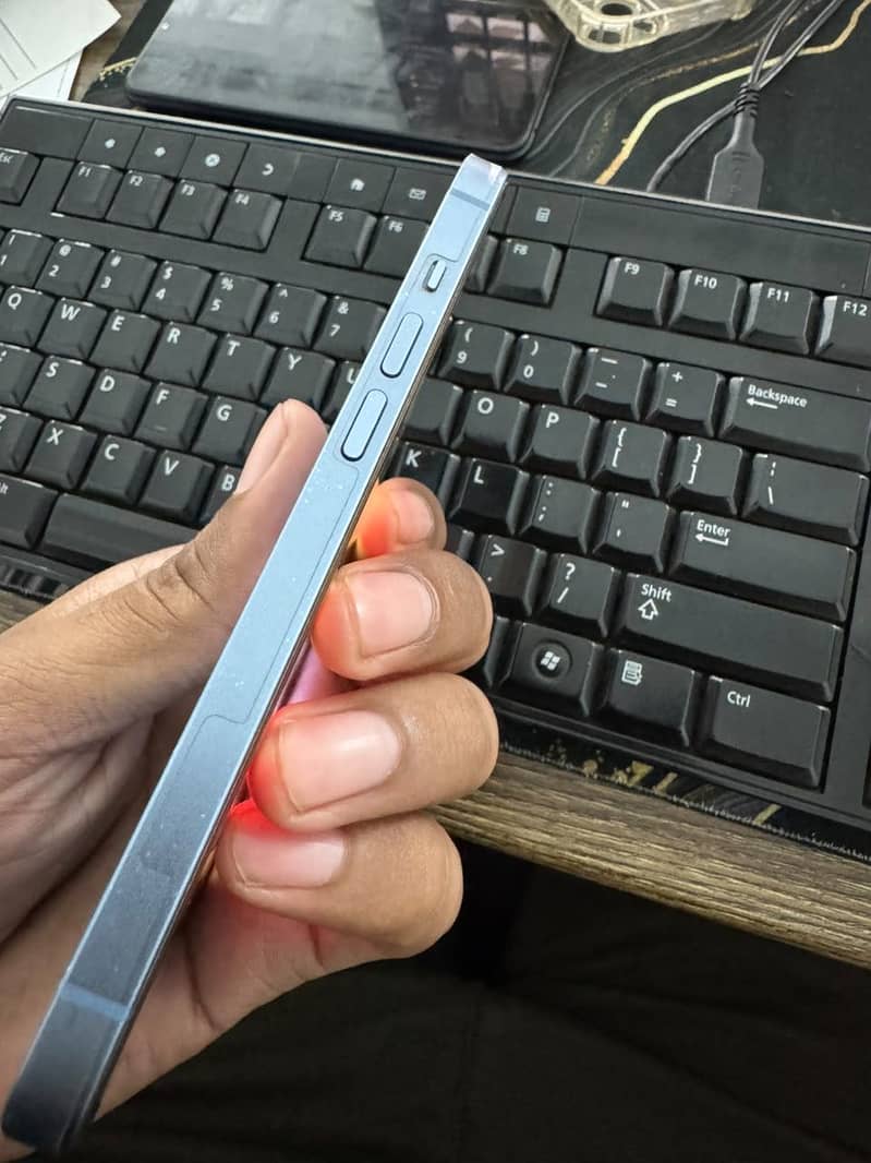 Apple iPhone 14 1