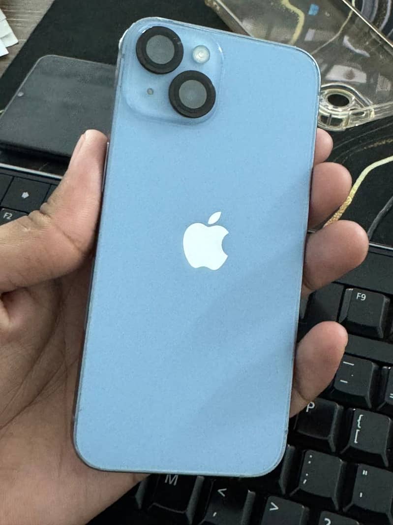 Apple iPhone 14 3